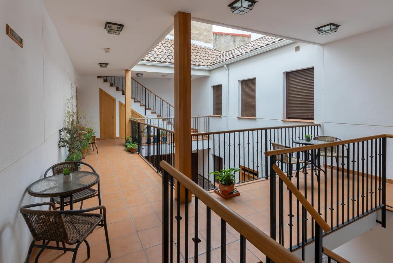 Apartamento Puerta De Cordoba- Exterior Con Balcones Kültér fotó