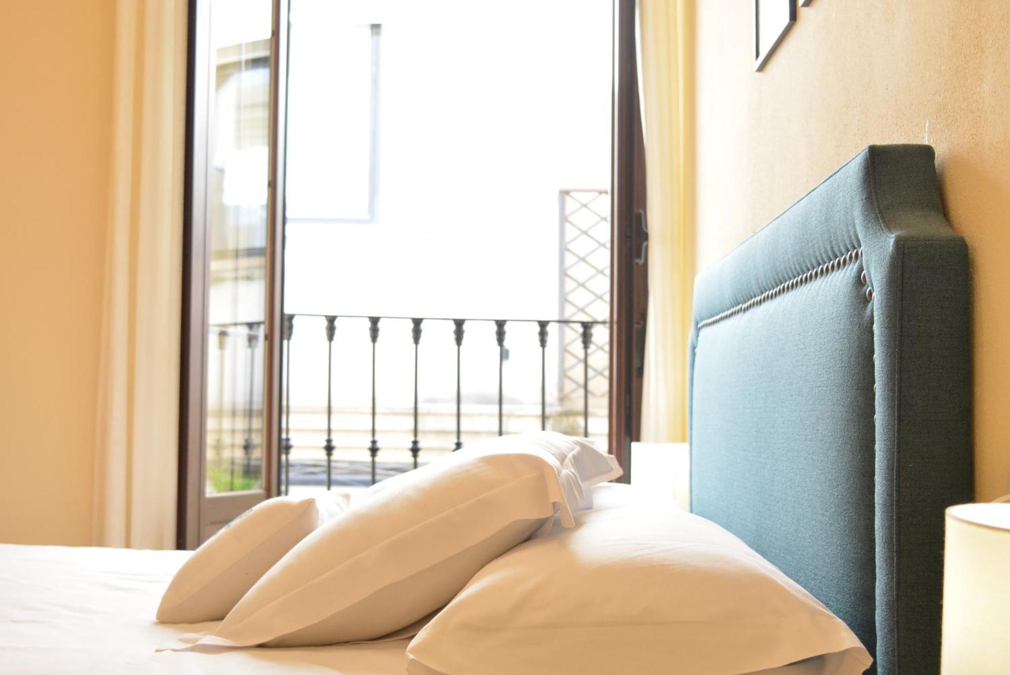 Apartamento Puerta De Cordoba- Exterior Con Balcones Kültér fotó