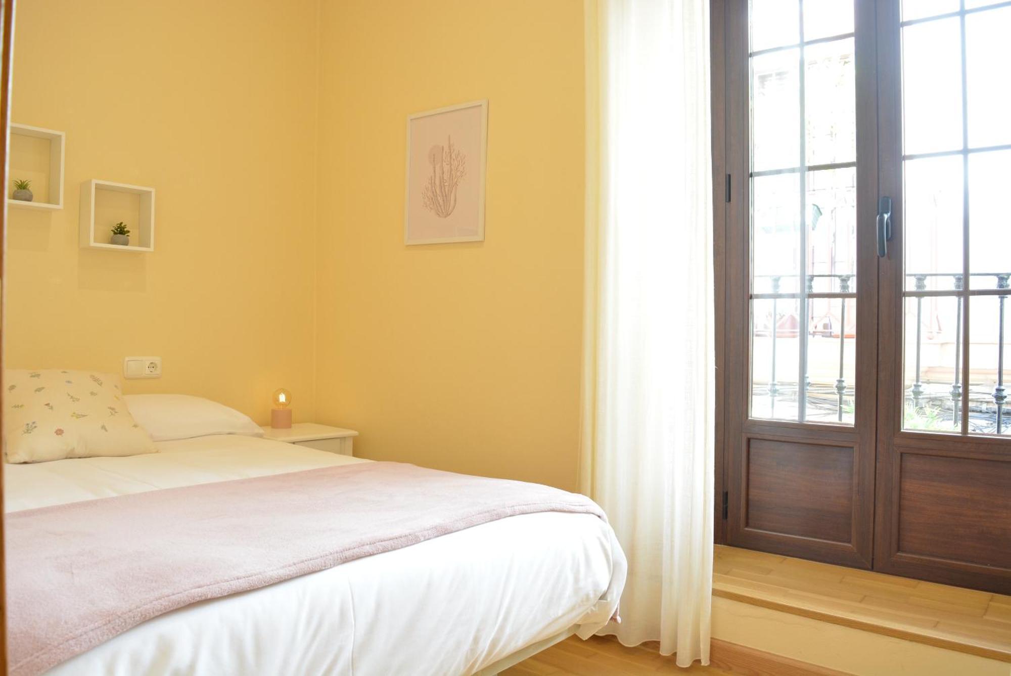 Apartamento Puerta De Cordoba- Exterior Con Balcones Kültér fotó